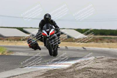 media/May-26-2025-Lets Ride (Mon) [[3bf1de1d65]]/A Group/12pm (Wheelie Bump)/